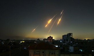 Români blocaţi în Israel și Iran. Spaţiile aeriene ale celor două state sunt închise, iar cursele aeriene anulate / Mesajul MAE