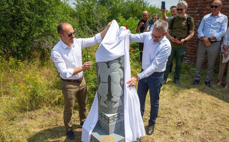 BT, alături de Via Transilvanica, la aniversare și inaugurarea unei borne simbolice