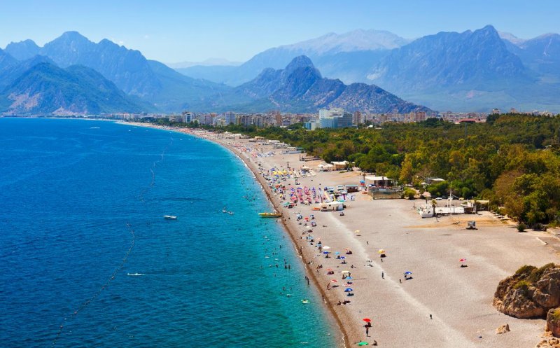 Planuri pentru 2026: curse directe şi între Cluj şi Antalya