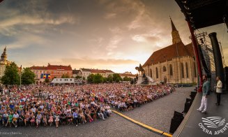 Opera Aperta 2025: Clujul devine scenă în aer liber pentru operă, tango, jazz și muzică de cameră la miezul nopții