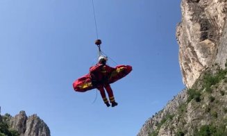 Cine sunt cele două persoane accidentate grav în Cheile Turzii. Victimele au fost transportate la spital cu elicopterul SMURD