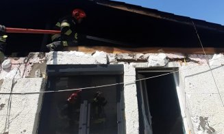 Incendiu puternic într-o gospodărie din Cluj: O casă a luat FOC