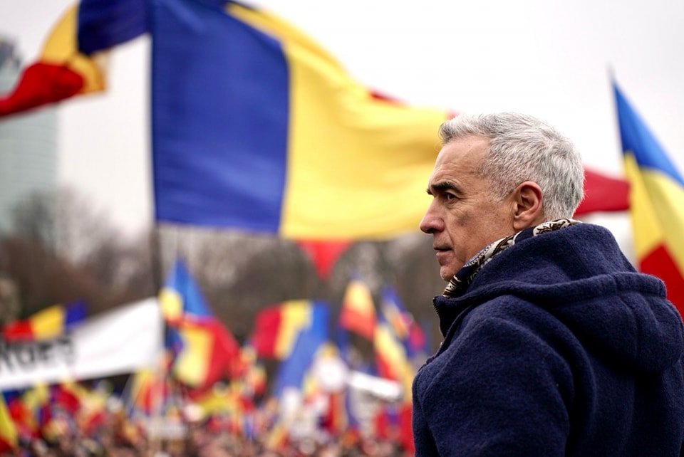 Mesajul lui Călin Georgescu pentru "sponsorii ultraşi" după ce a luat o amendă 40.000 de euro de la AEP: "Până la acel moment, vă rog să nu întreprindeţi nicio acţiune..."