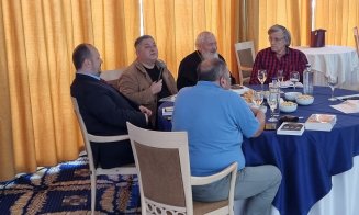 O nouă carte lansată de Alin Tișe / Florin Piersic, prezent la eveniment