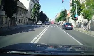 Cluj-Napoca: "Dacă nu sunt pietoni pe trecere, culoarea roșie a semaforului e opțională" / "De multe ori și când sunt pietoni pe trecer