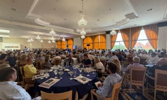 Alin Tișe, impresionat de cei care au fost la lansarea cărții sale: „Într-o lume care aleargă, voi v-ați oprit”