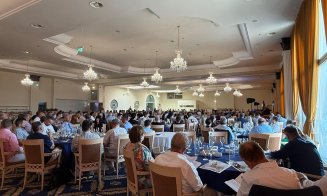 Alin Tișe, impresionat de cei care au fost la lansarea cărții sale: „Într-o lume care aleargă, voi v-ați oprit”