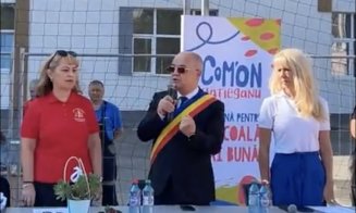 Începe vacanța mare pentru elevi. Emil Boc, mesaj la final de an școlar: „Cu educație veți reuși sigur!”