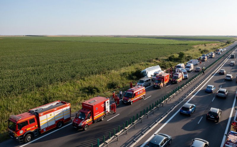 CAUZA accidentului mortal de pe Autostrada Soarelui / Autocar cu copii, răsturnat. Un adult a murit, un copil e intubat, iar alți 6 sunt răniți