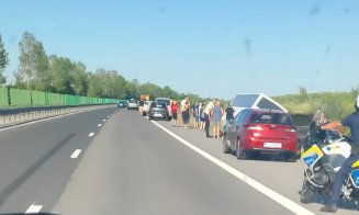 PLANUL ROȘU: Autocar cu copii, răsturnat pe Autostrada Soarelui / Un adult a murit, un copil e intubat, iar alți 6 sunt răniți