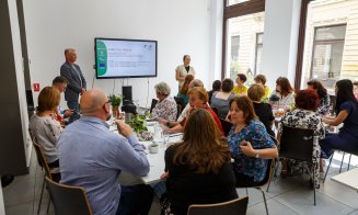 Primăria Cluj-Napoca prin proiectul cu fonduri europene „Turn the Tables” a organizat un atelier dedicat achizițiilor publice verzi de hrană în România