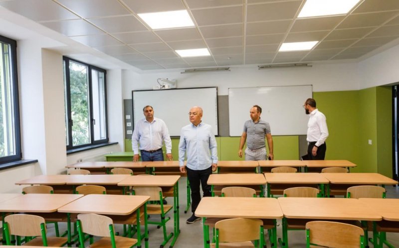 DATA exactă la care se finalizează lucrările la ȘCOLILE din Cluj-Napoca: 17 gata până la 1 septembrie, 11 până la final de an. O singură mare problemă