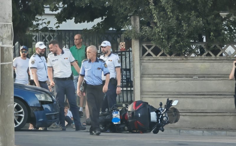 Accident rutier în Gheorgheni: Un motociclist a ajuns la spital după ce a fost lovit de o mașină