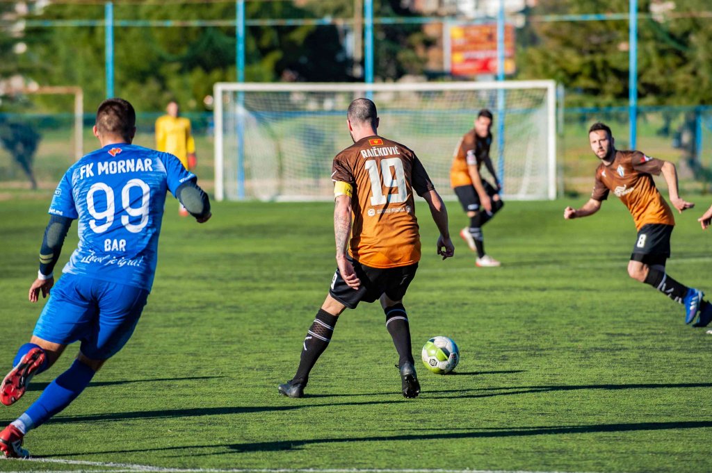 Stil și confort: de ce îmbrăcămintea sport rămâne alegerea zilei
