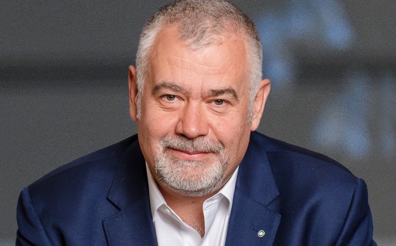 FWF by AROBS, desemnată partener UiPath Fast Track pentru a susține adoptarea Agentic Automation în România și în Europa Centrală și de Est