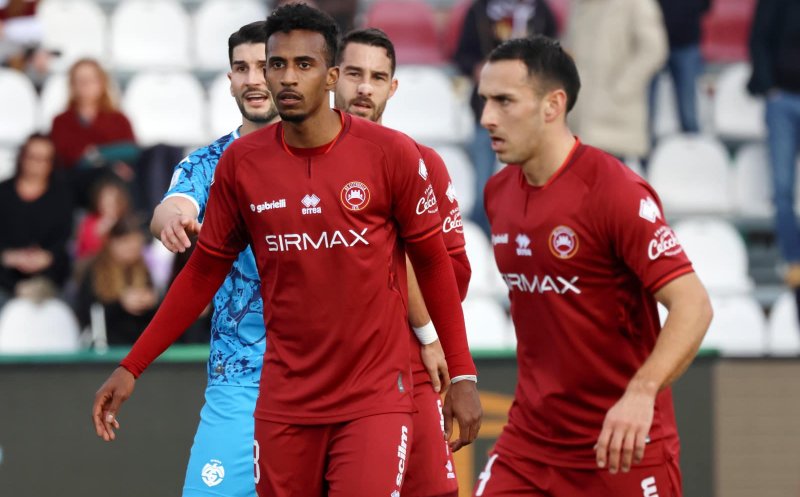 Sosec întăririle în defensivă. Un fundaș crescut de AS Roma semnează cu "U" Cluj