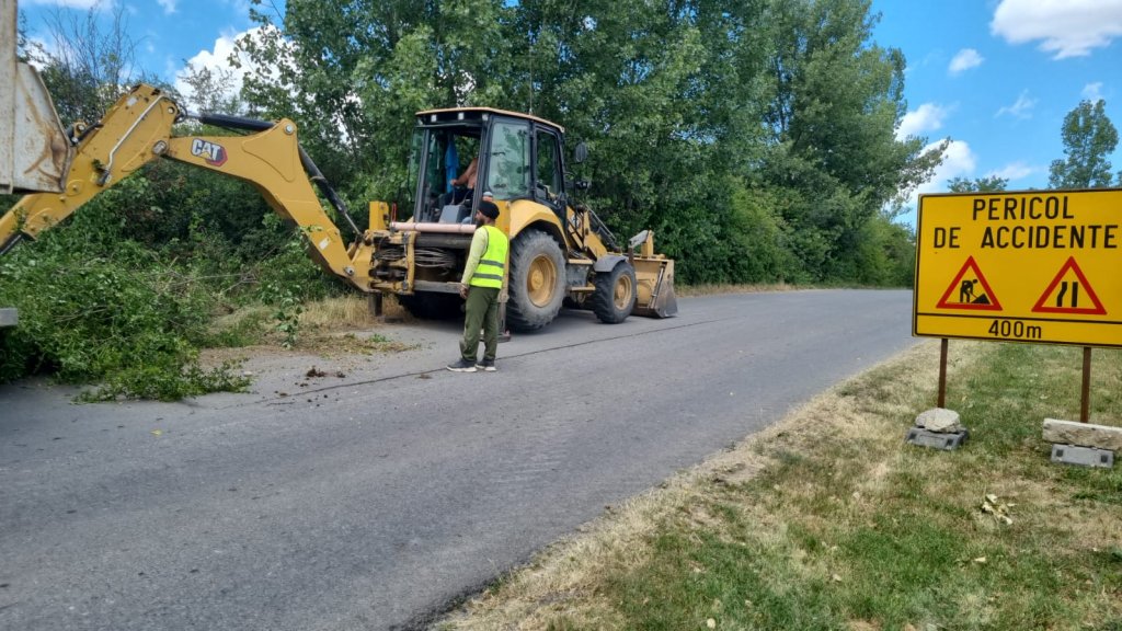 Reparații pe drumul județean care duce la Cheile Turzii