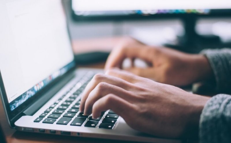 Începe Olimpiada de Informatică a Europei Centrale! Concurenți din 15 țări se întrec la Cluj-Napoca