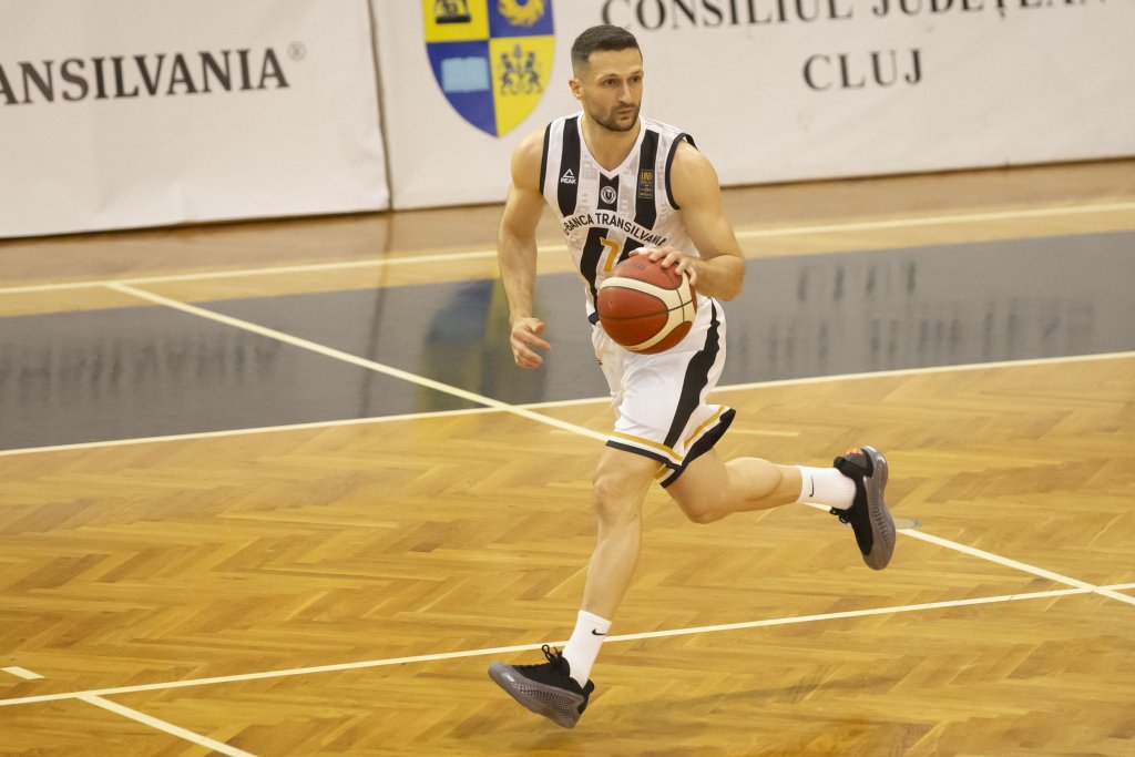 Mirel Dragoste a plecat de la U-BT. Baschetbalistul va continua în Liga Națională