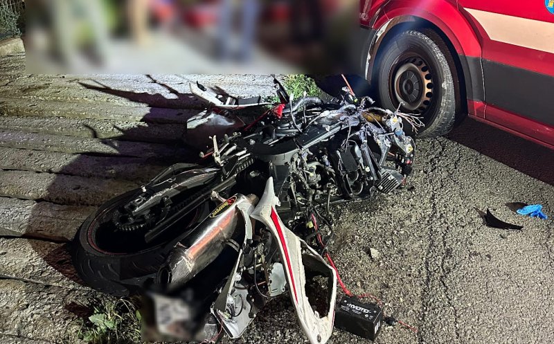 Accident mortal pe un drum din județul Cluj. Un motociclist a decedat și un minor a ajuns la spital