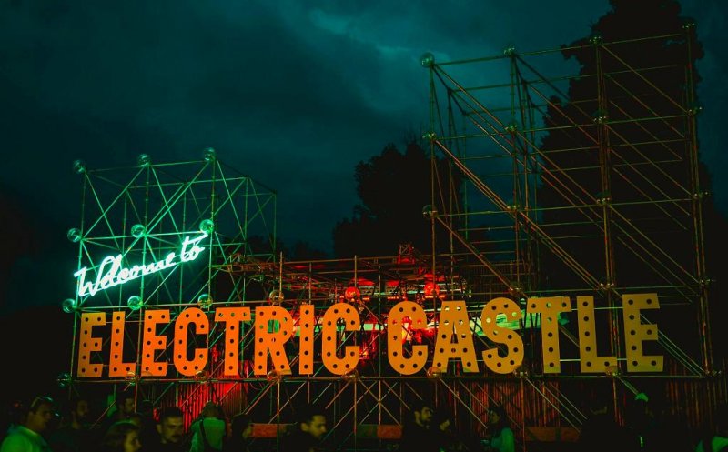 Cerul se dezlănțuie la Bonțida: Cod portocaliu chiar în prima zi de Electric Castle
