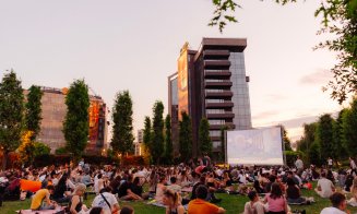 În drum spre Electric Castle? Oprește la Iulius Mall Cluj: Movie Nights, Teatru de Păpuși și Bus Station spre Bonțida