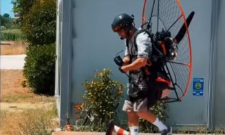 Primele imagini din locul în care s-a prăbușit Felix Baumgartner: „Am crezut că va ateriza, dar a căzut brusc”