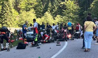 ACCIDENT cu mai multe motociclete pe Transalpina. Două persoane în stop cardio-respirator/ A fost solicitat elicopterul SMURD
