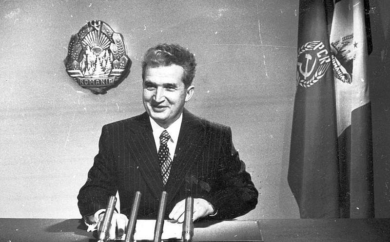 ÎNGRIJORĂTOR! Doi români din trei cred că Ceaușescu a fost un președinte bun (sondaj)