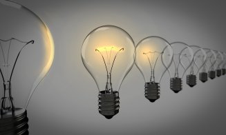 Furnizorii explică de ce plătim mai mult la curent și cum se schimbă din nou facturile