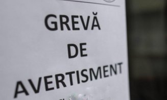 Angajații din zeci de primării din Cluj participă la GREVA de avertisment: „Guvernul a venit cu o propunere mizerabilă”
