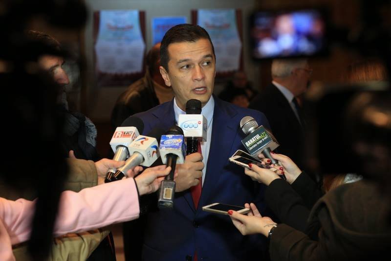Grindeanu avertizează: „PSD nu iese de la guvernare", dar nici nu girează „obtuzități contabile"