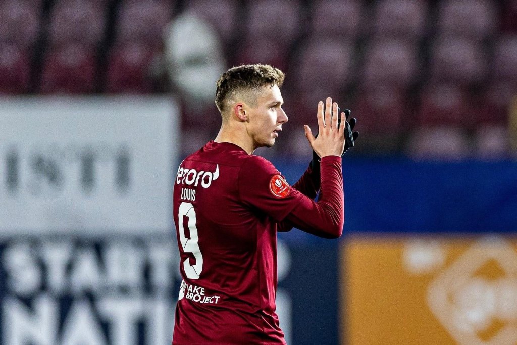 Încă un club interesat de Louis Munteanu. Ce echipă pregătește 12 milioane de euro pentru atacant