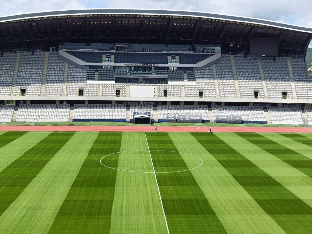 Cluj Arena va avea GAZON HIBRID. Va costa 2 milioane de lei și se vor putea juca de două ori mai multe meciuri pe an