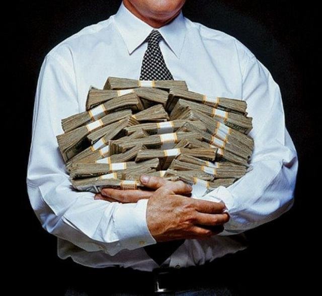 Pensiile speciale, vizate în al treilea pachet de măsuri fiscale. Ce se întâmplă cu cei care beneficiază de astfel de venituri
