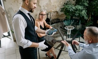 Unde te poți angaja fără studii superioare și ce salarii se oferă: Cele mai bine plătite domenii