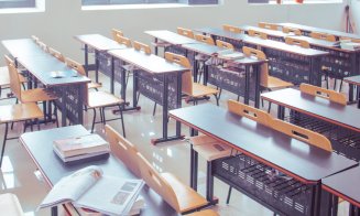 Sindicatele din Educaţie îi cer lui Nicușor Dan să nu promulge pachetul 1 de măsuri fiscale: "Nu fiți părtaș la distrugerea învățământului românesc!"