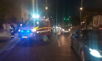 Accident între un autoturism și o motocicletă pe Calea Mănăștur din Cluj. A intervenit descarcerarea