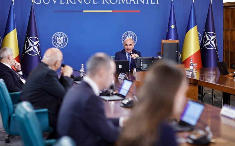 DOCUMENT. Pachetul 2 de măsuri fiscale e gata: 6.000 de posturi eliminate din administrația publică, reduceri în poliția locală și mandate limitate pentru funcțiile de conducere