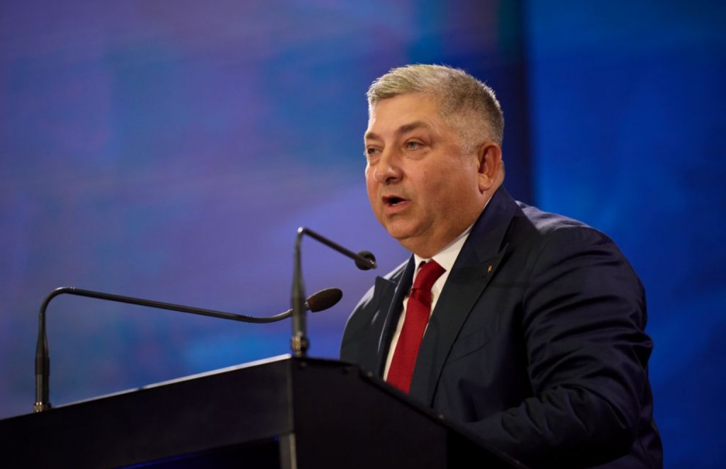 Alin Tișe: "Românii nu mai cred în «teatrul ieftin» unde regia o face ipocrizia! Românii vor ALTCEVA pentru țară"