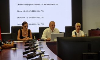 CJ Cluj lămurește prețul microbuzelor electrice pentru elevi. Radu Rațiu: „Este total incorect să se arunce cu gunoi peste un proiect atât de necesar”
