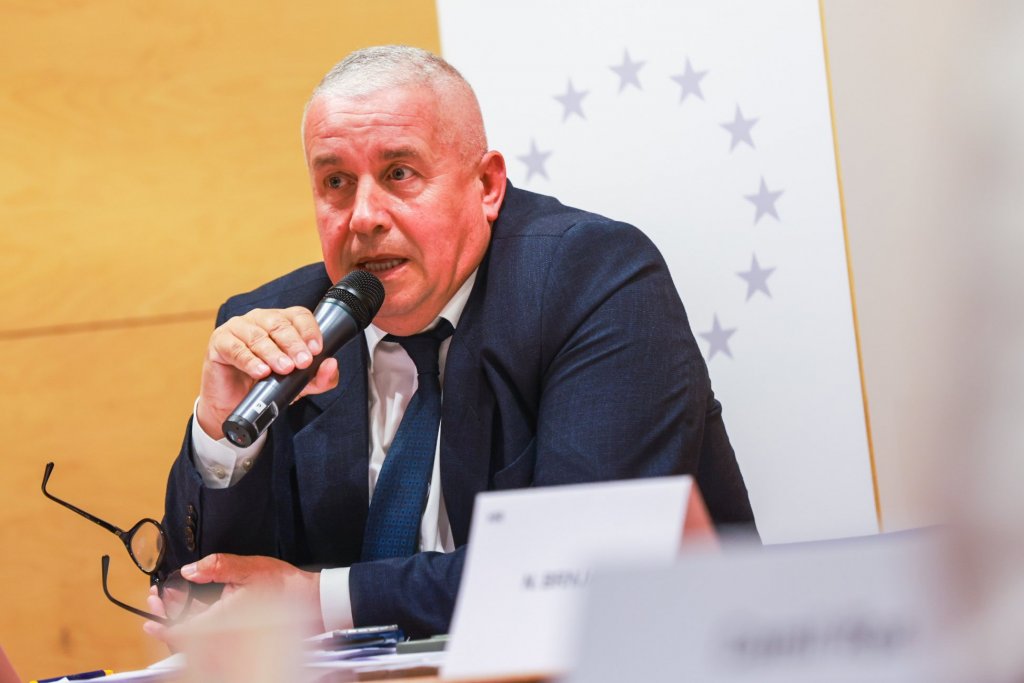 PSD nu iese de la guvernare, dar pune condiții pentru a nu rupe Coaliția. Cum vede Daniel Buda situația: „E momentul să lăsăm deoparte jocurile și să fim maturi”
