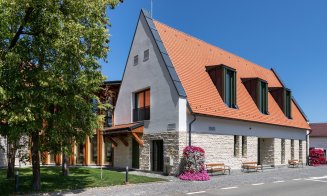Așa DA arhitectură! Lemn, piatră și argilă + meșteri locali iscusiți în Țara Călatei, din județul Cluj / Echilibru între prezent și tradiție