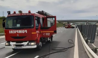 INCENDIU pe Autostrada A10: Un autoturism a luat foc