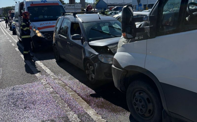 Accident pe Calea Baciului din Cluj: un bărbat de 60 de ani, transportat la spital