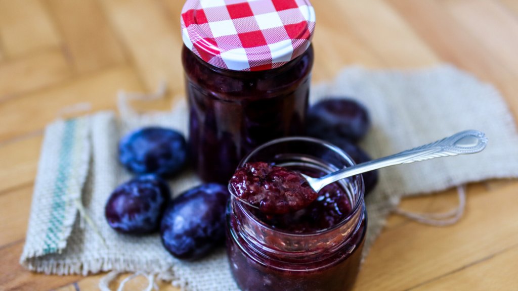 Cea mai bună rețetă de magiun de prune. Ingredientul care o să-ți schimbe total ideea despre acest preparat