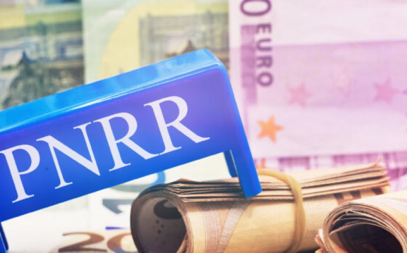 Bolojan: ''Proiectele rămase din PNRR să fie transferate pe viitorul program de finanţare european, pe fondurile de coeziune''