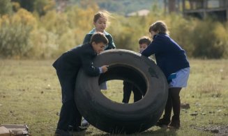 Filmul românesc „Dinţi de lapte”, cronici elogioase la Festivalul de Film de la Veneţia / O fetiță de zece ani devine ultimul martor la dispariția mis
