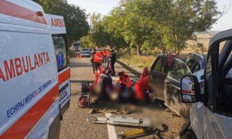 După tragedia din Cluj cu autocarul răsturnat, un nou accident cumplit a avut loc pe un drum din țară: trei morți și 16 răniți