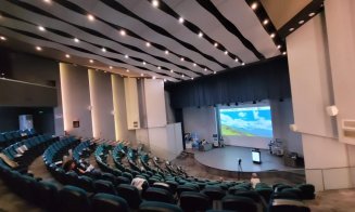 Cum să planifici un eveniment de succes în sezonul de toamnă la Centrul de Conferințe Univers